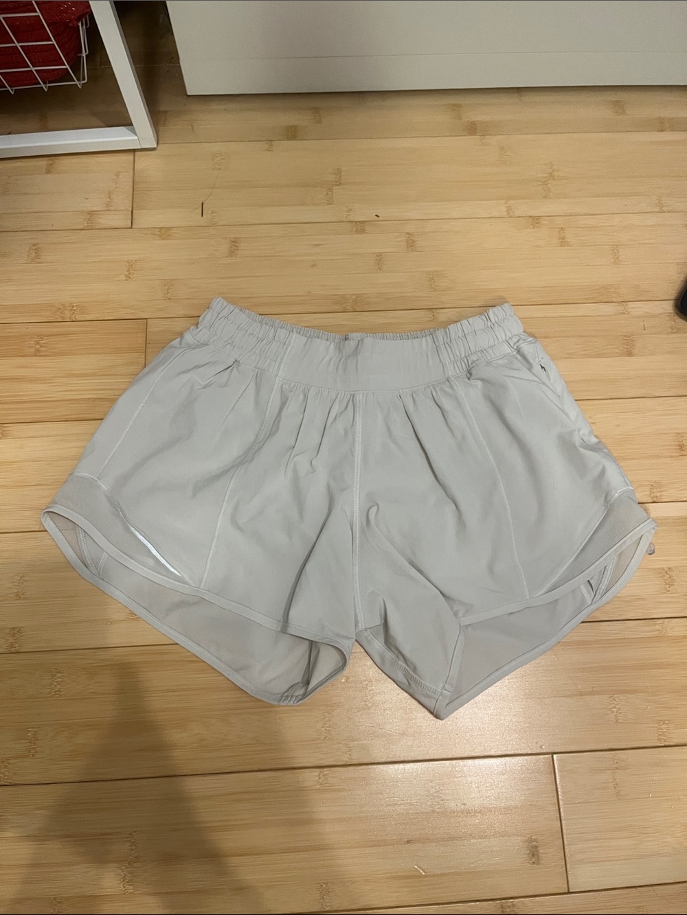 Bone White Lululemon Hotty Hot Shorts